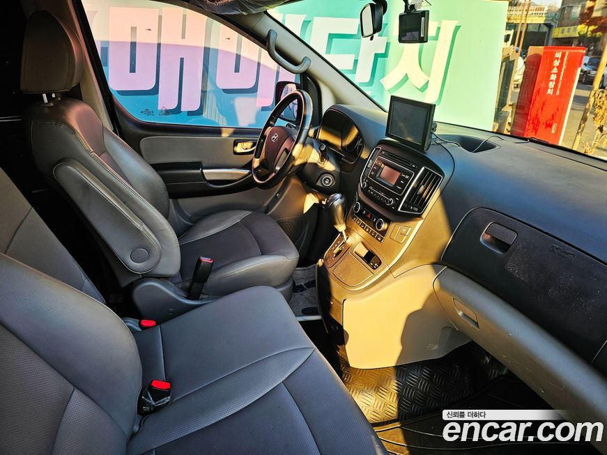 Hyundai Starex 2019