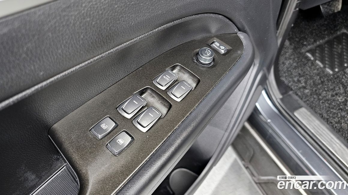 KG_Mobility_Ssangyong Rexton 2018