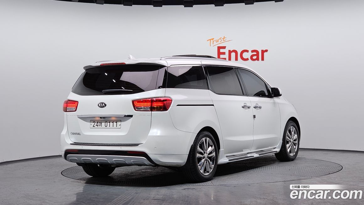 Kia Canival 2016