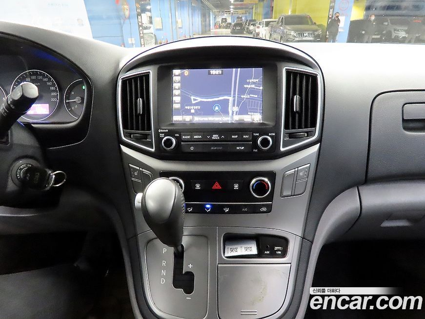 Hyundai Starex 2019