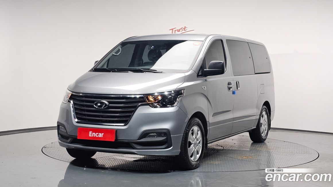 Hyundai Starex 2019