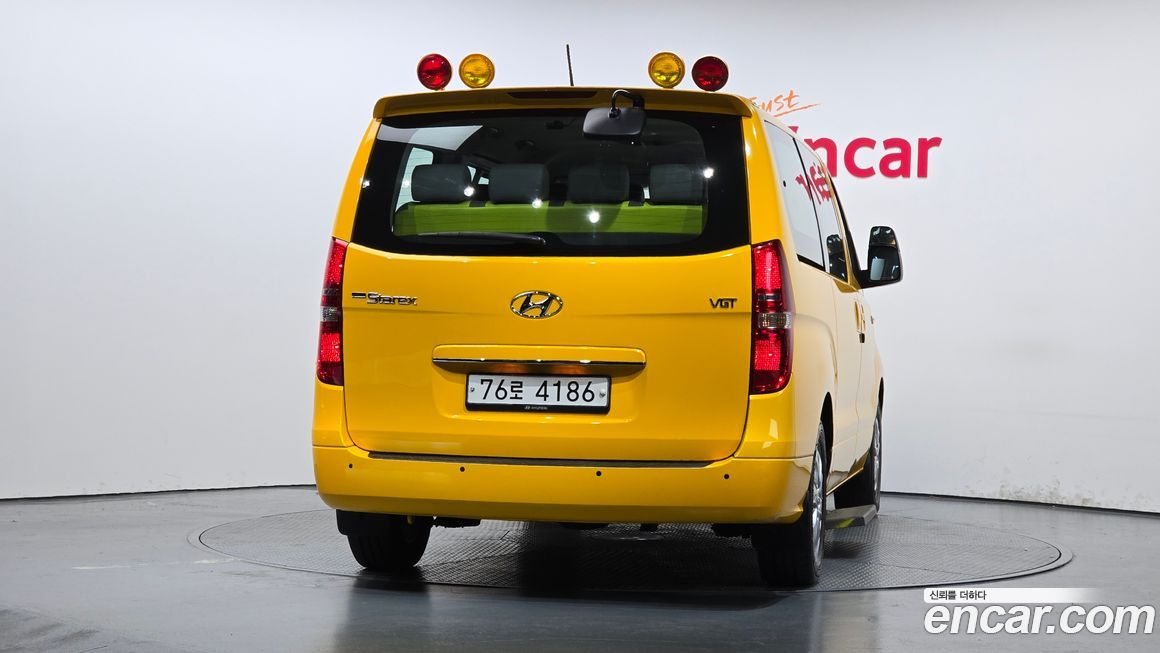 Hyundai Starex 2019