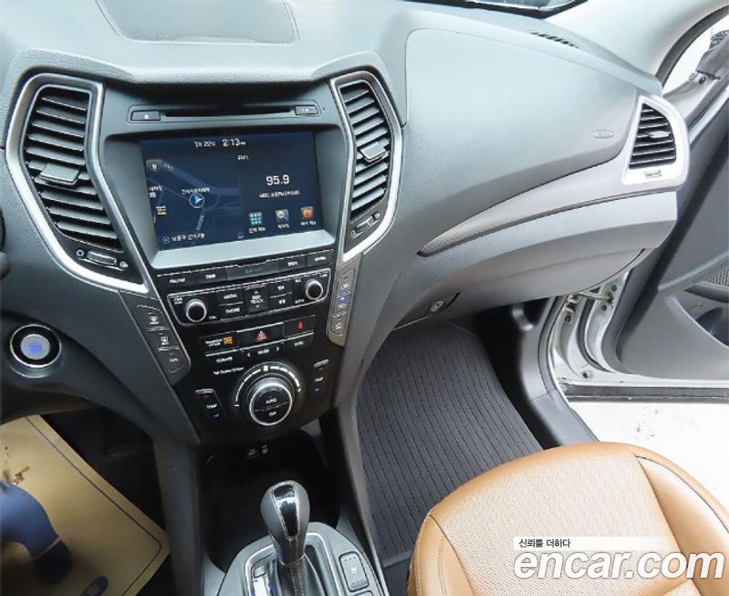 Hyundai Santafe 2016