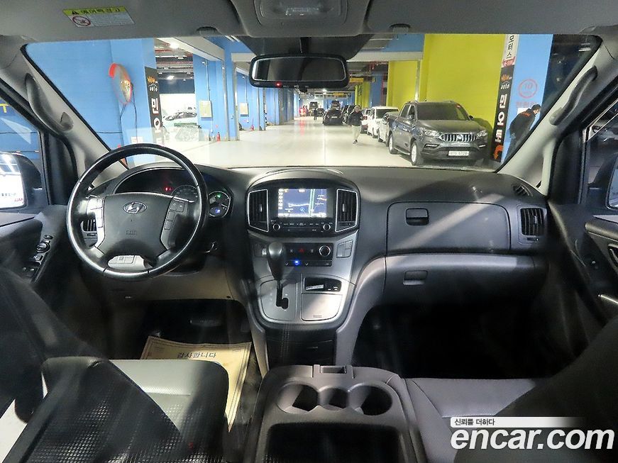 Hyundai Starex 2019