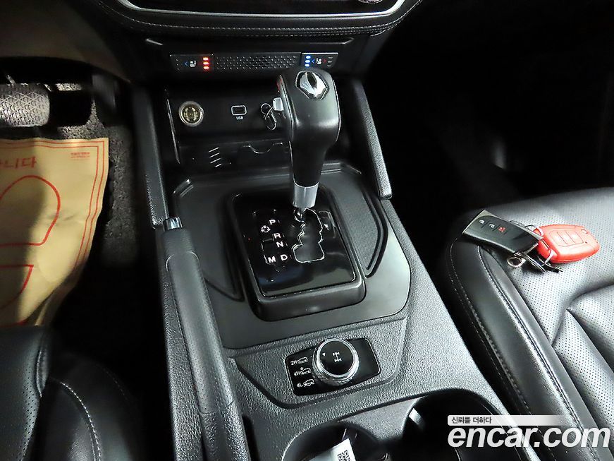 KG_Mobility_Ssangyong Rexton 2020