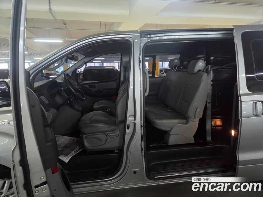 Hyundai Starex 2020