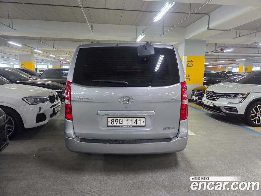 Hyundai Starex 2020