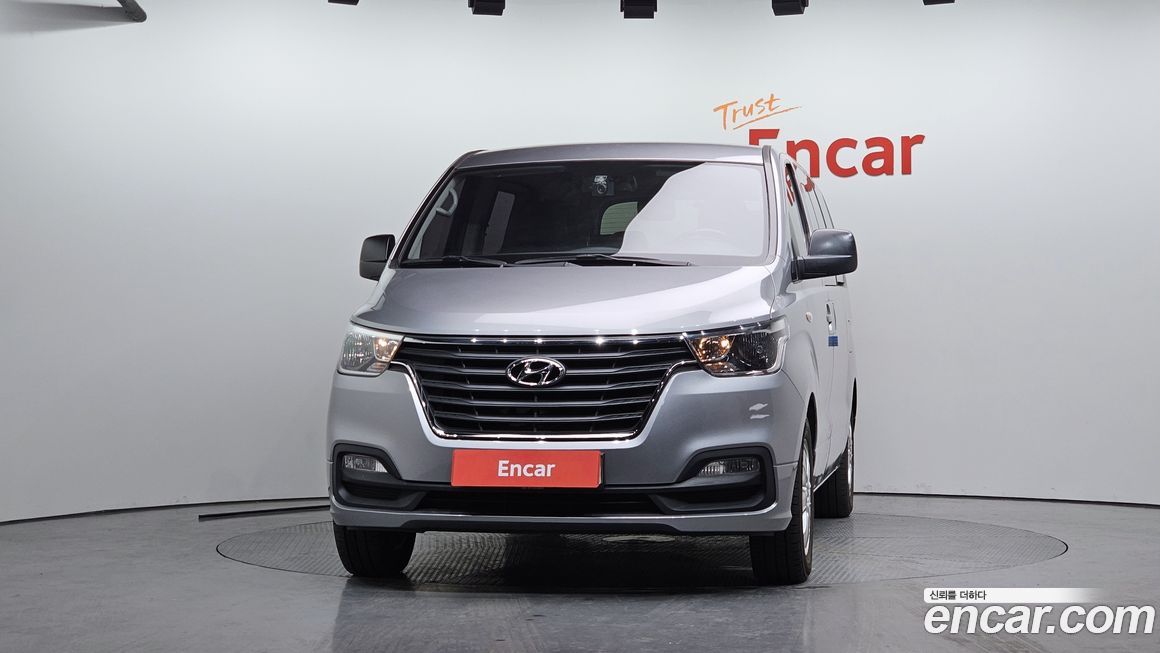 Hyundai Starex 2019
