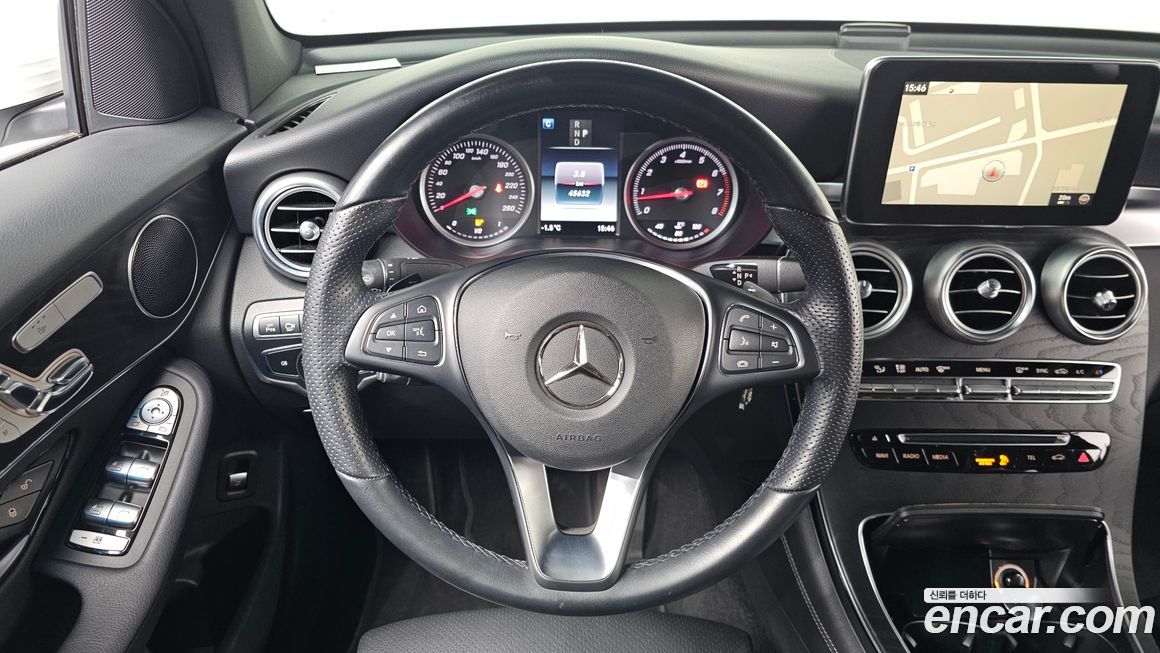 Mercedes-Benz GLC-Class 2019