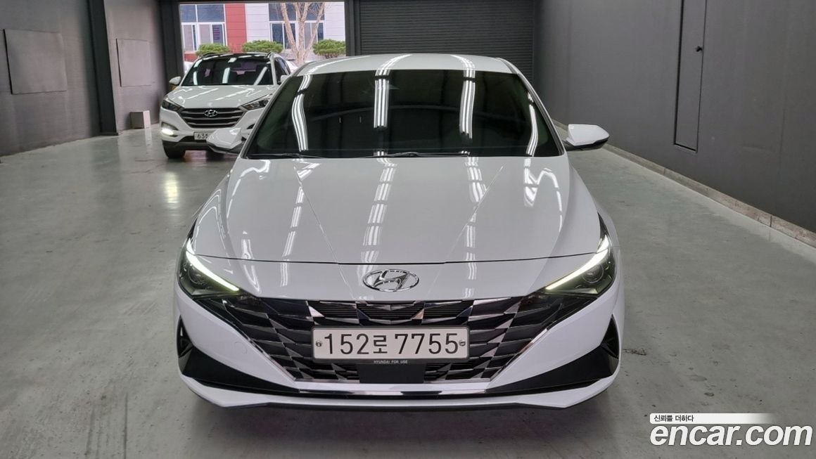 Hyundai AVANTE 2021