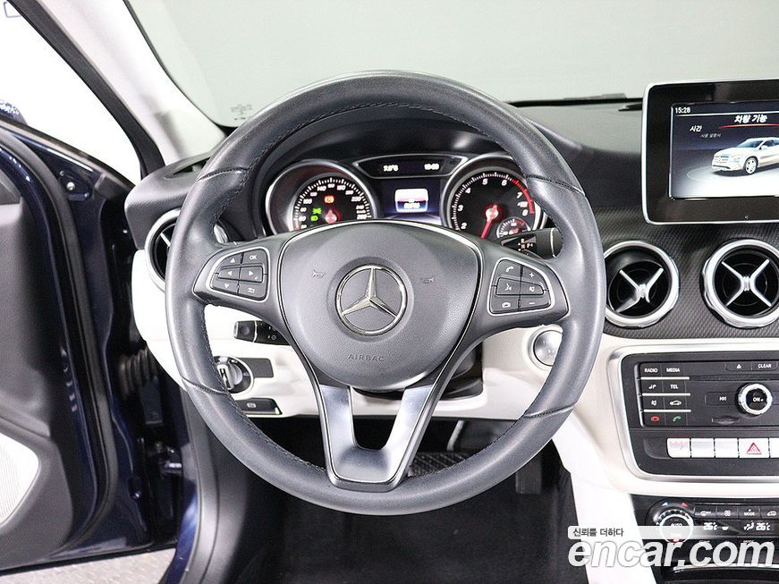 Mercedes-Benz GLA-Class 2018