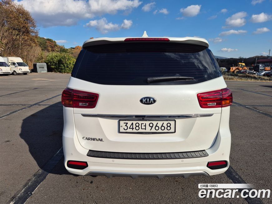Kia Canival 2019