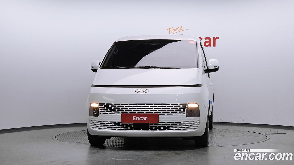 Hyundai Staria 2022
