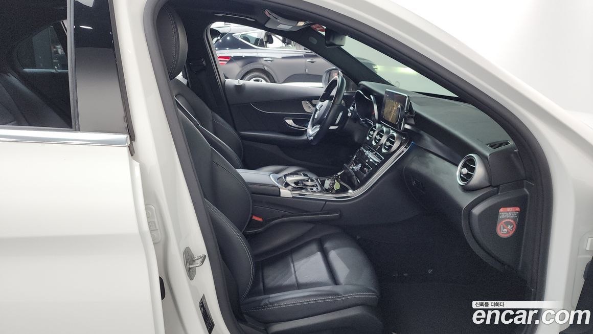 Mercedes-Benz C-Class 2018