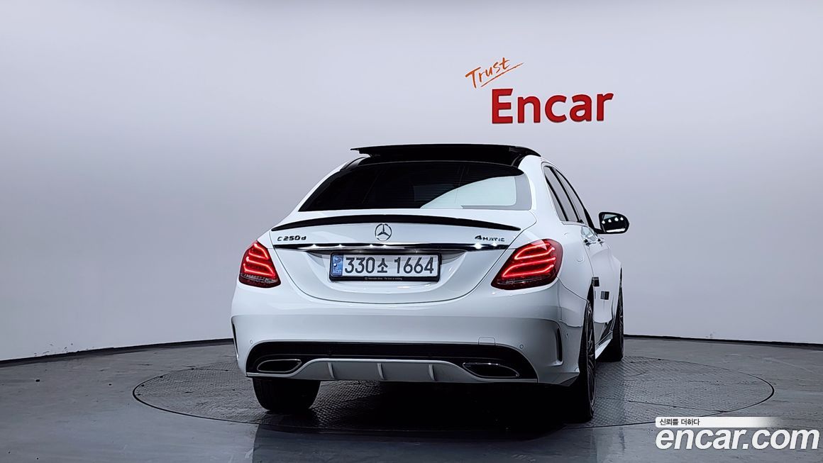 Mercedes-Benz C-Class 2018