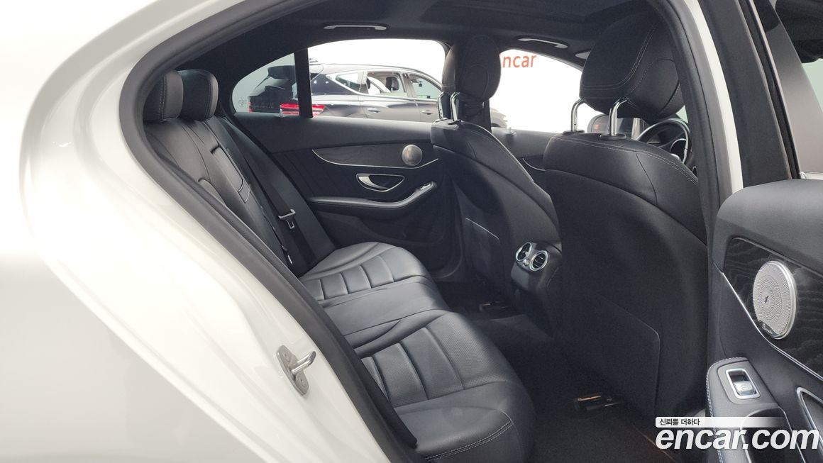 Mercedes-Benz C-Class 2018