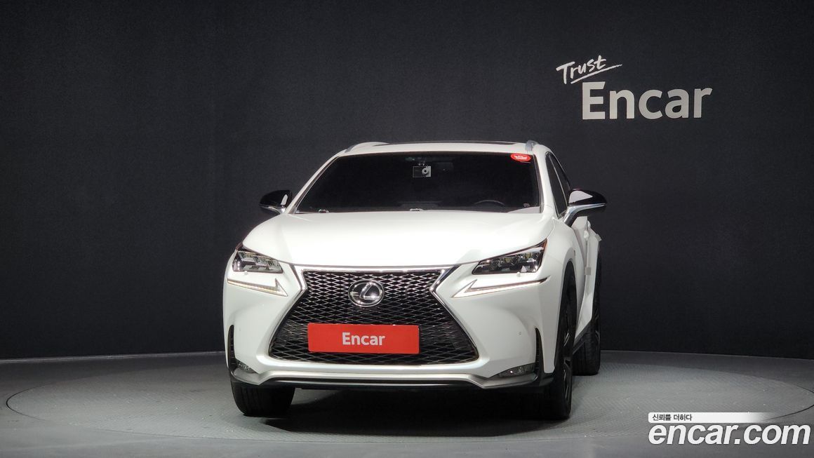 Lexus NX 2016