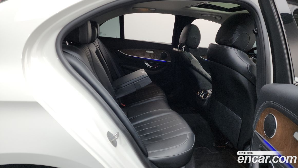 Mercedes-Benz E-Class 2018