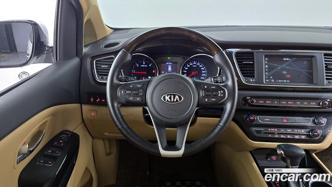 Kia Canival 2019
