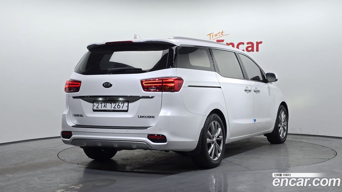 Kia Canival 2019
