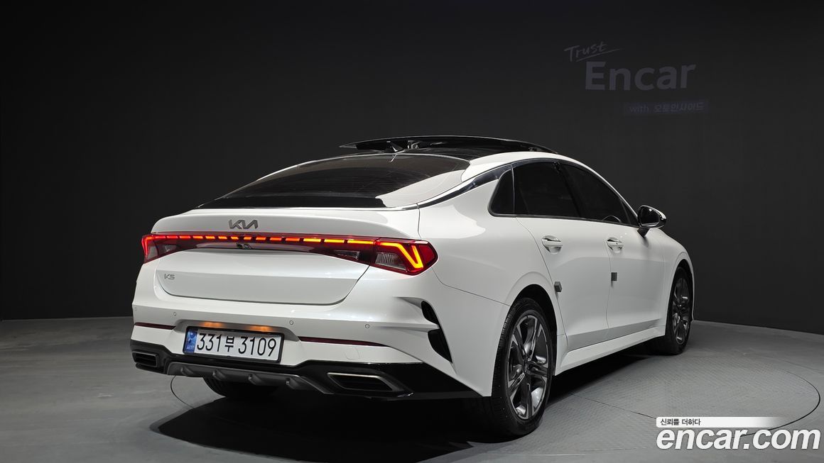Kia K5 2023