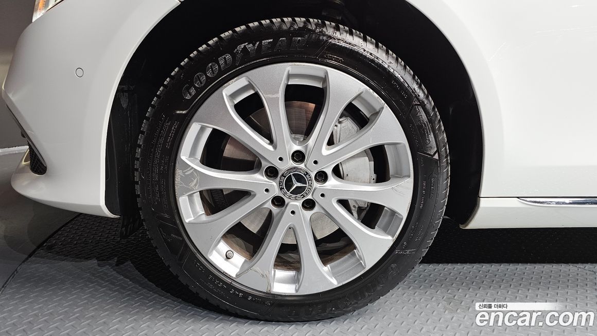 Mercedes-Benz E-Class 2018