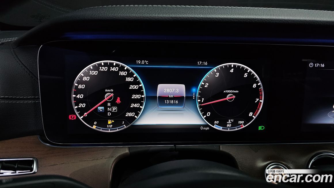 Mercedes-Benz E-Class 2018