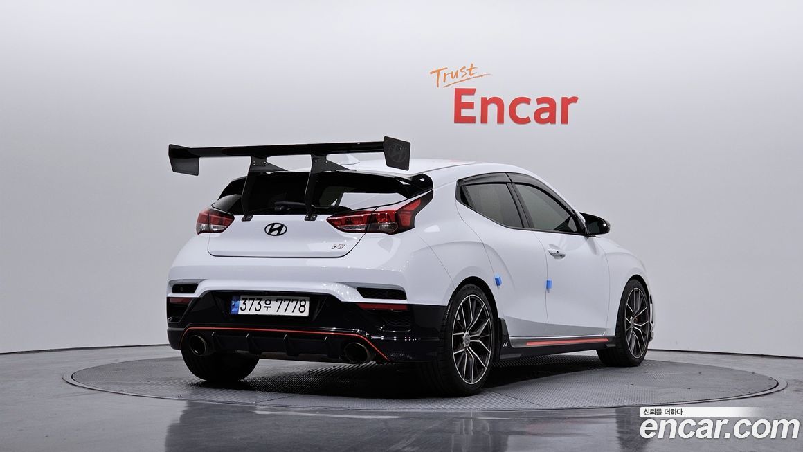 Hyundai Veloster 2021