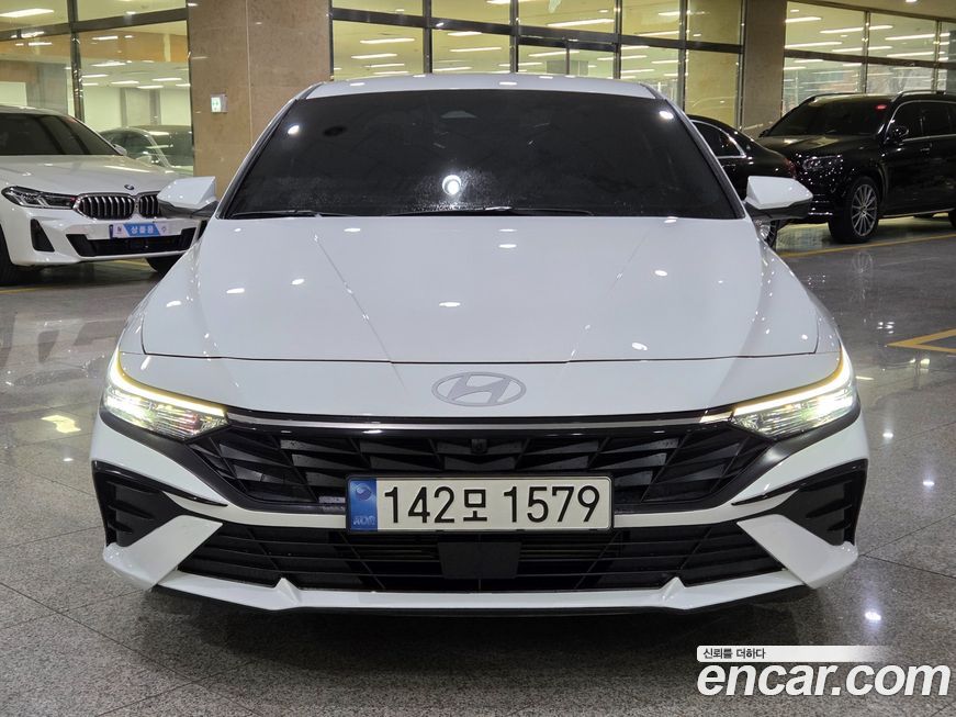 Hyundai AVANTE 2024