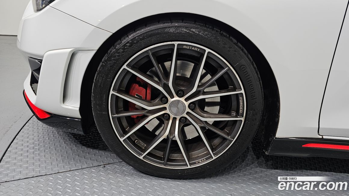 Hyundai Veloster 2021