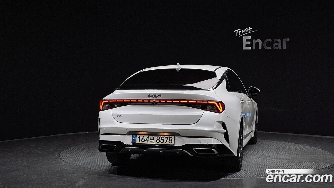 Kia K5 2023