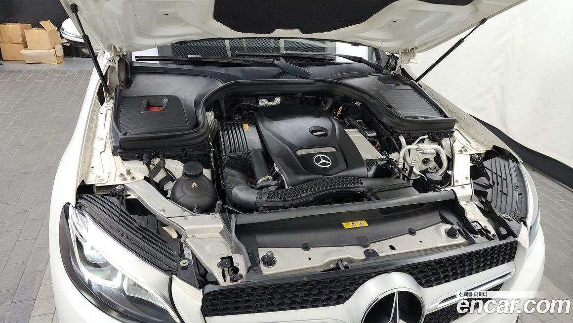 Mercedes-Benz GLC-Class 2019