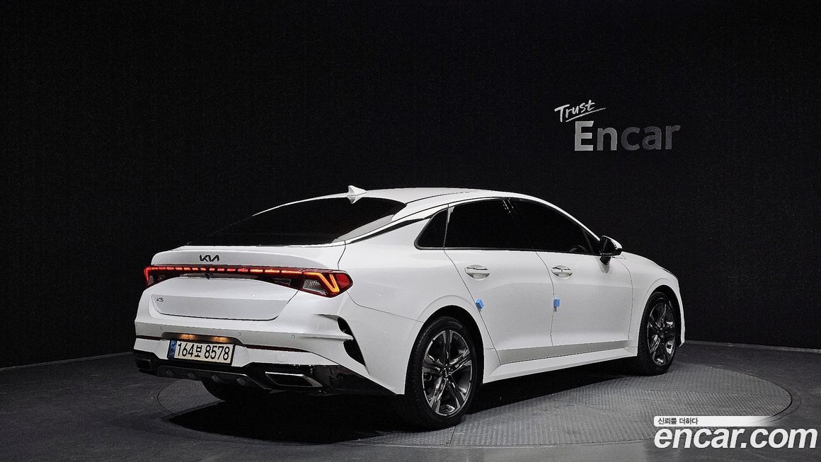 Kia K5 2023