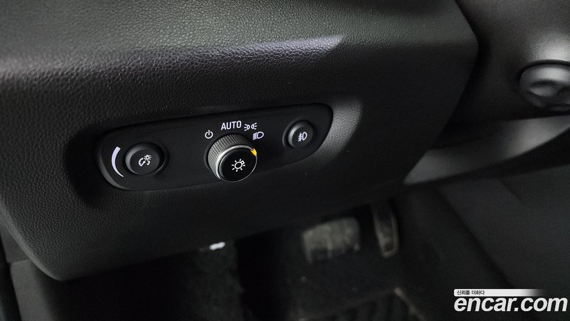 ChevroletGMDaewoo Traverse 2021