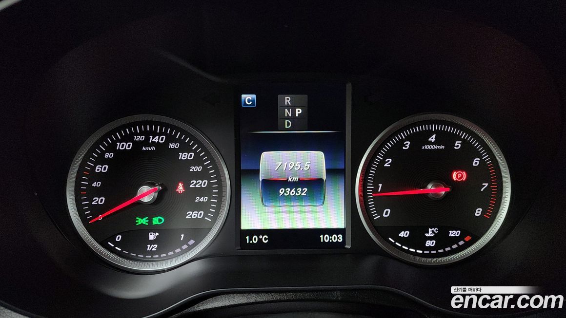 Mercedes-Benz GLC-Class 2019