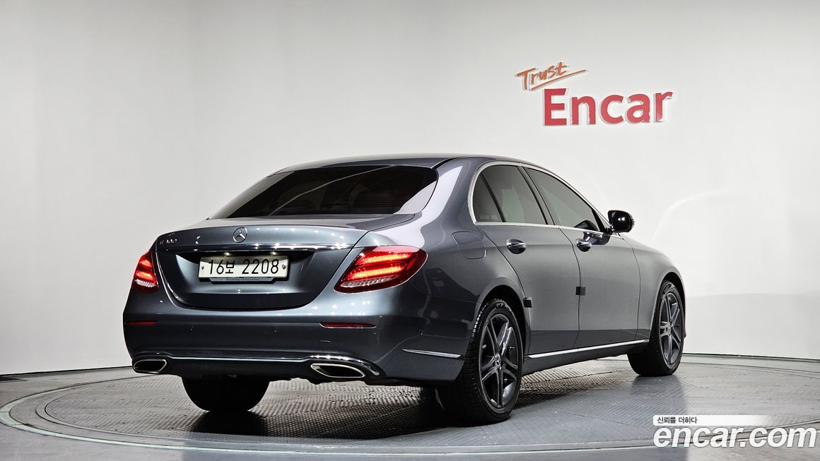 Mercedes-Benz E-Class 2019