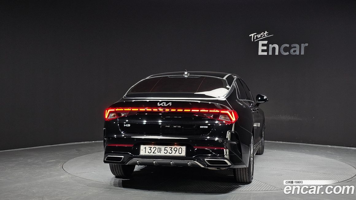 Kia K5 2023