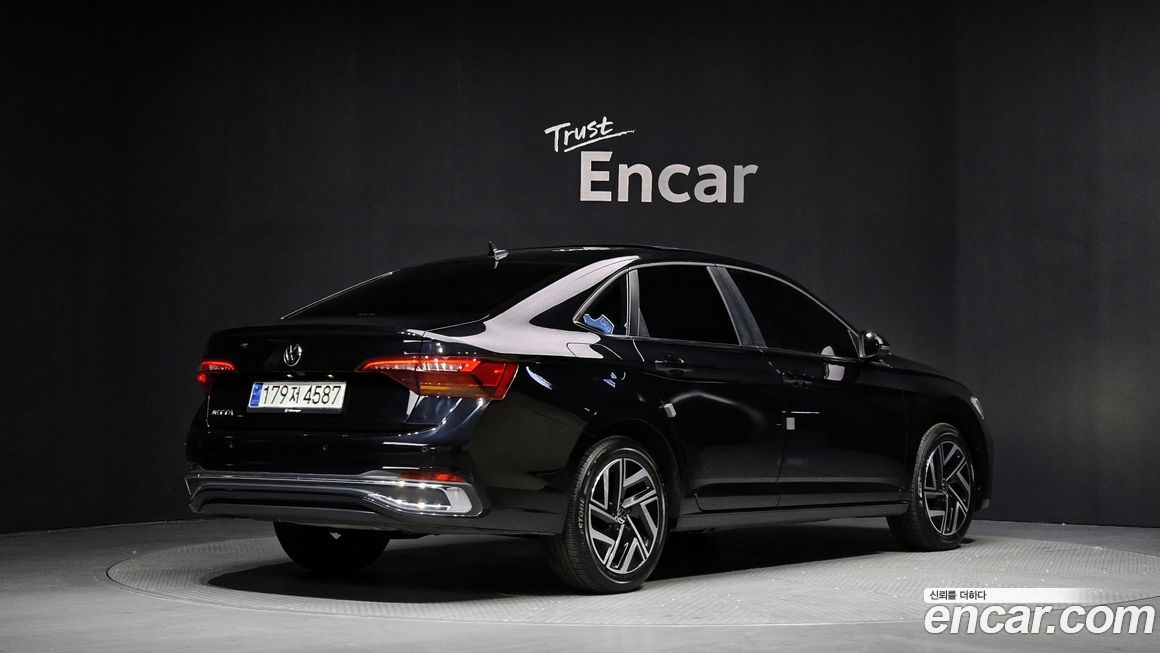 Volkswagen Jetta 2024