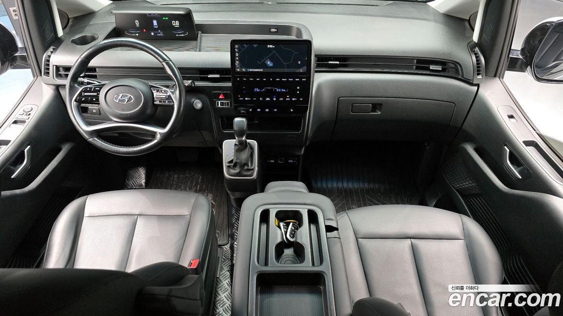 Hyundai Staria 2023