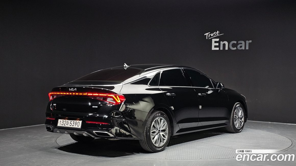 Kia K5 2023
