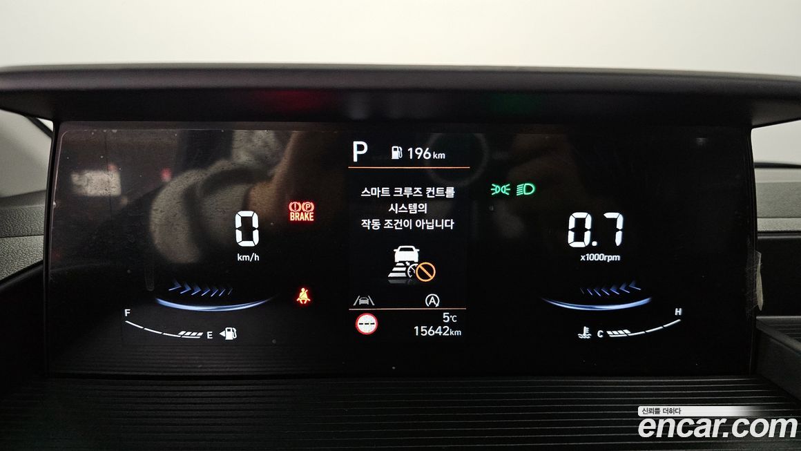 Hyundai Staria 2025