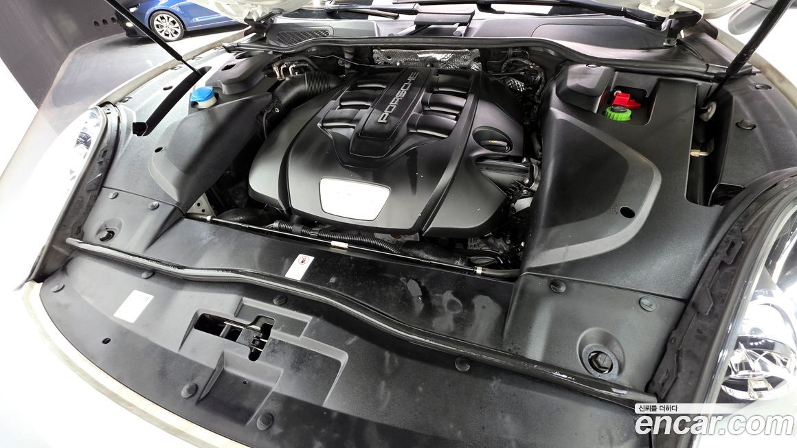 Porsche Cayenne 2016