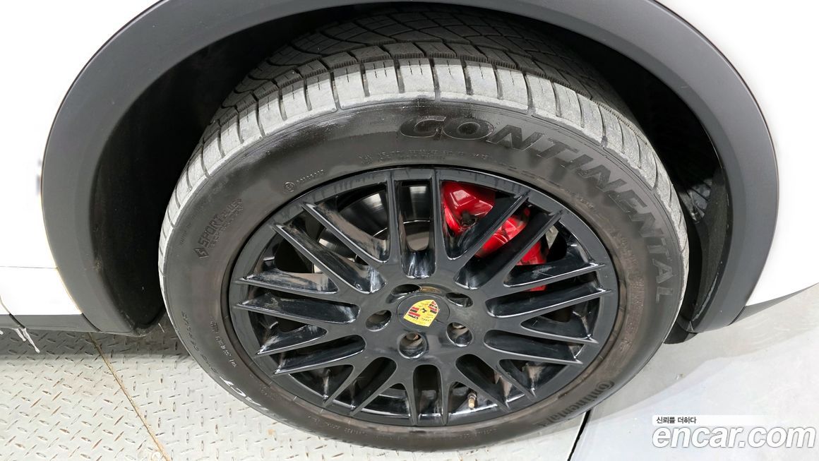 Porsche Cayenne 2016