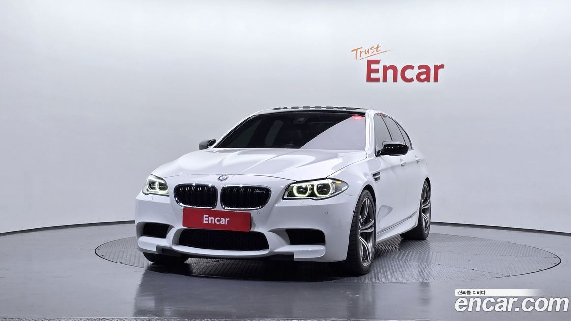 BMW M5 2015