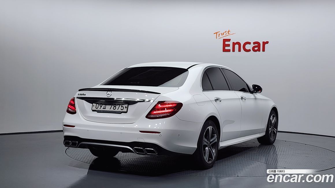 Mercedes-Benz E-Class 2019