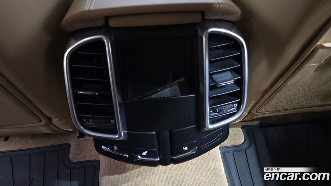 Porsche Cayenne 2016