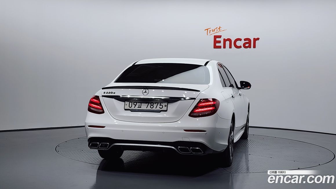 Mercedes-Benz E-Class 2019