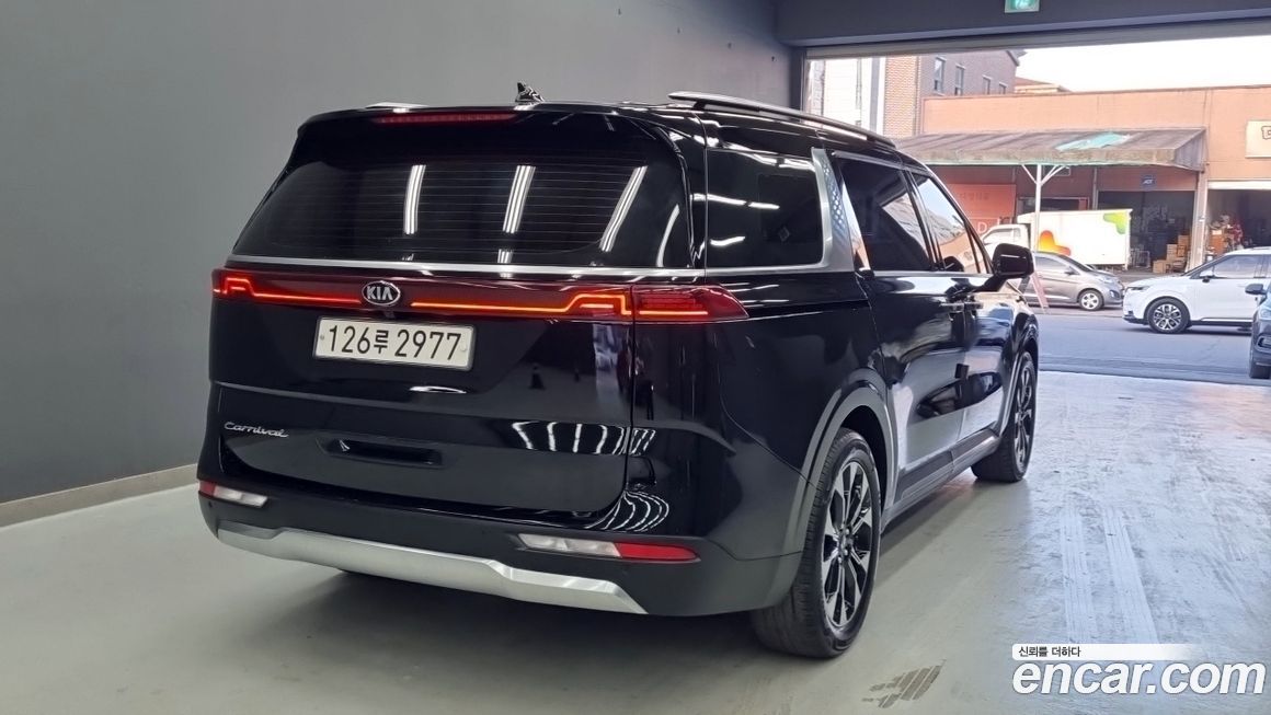 Kia Canival 2021