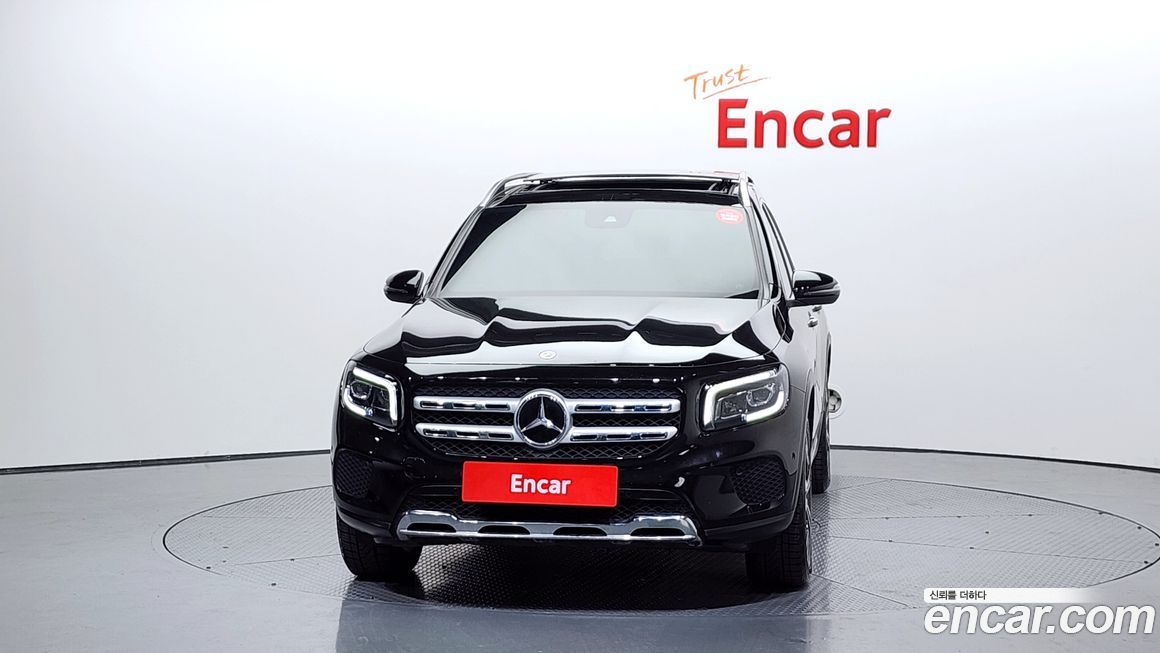 Mercedes-Benz GLB-Class 2021