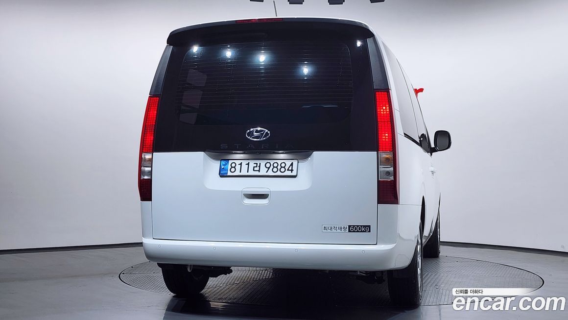Hyundai Staria 2023